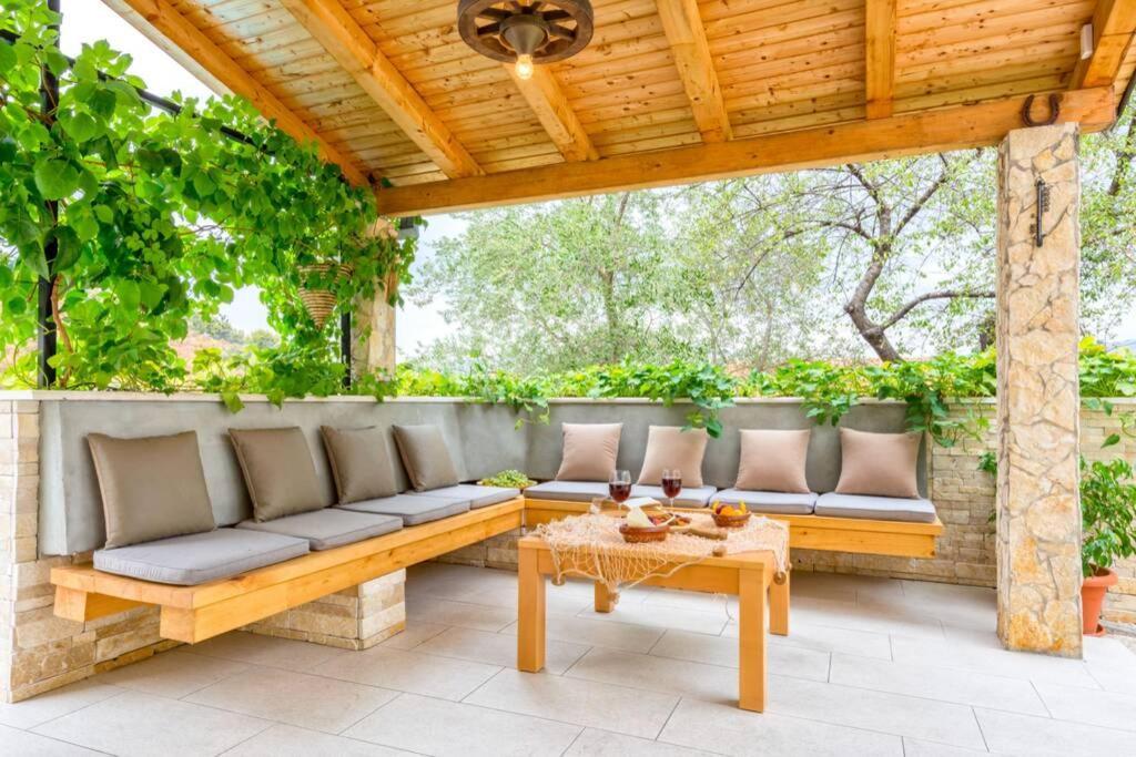 Villa Lipovac Trogir Exterior photo