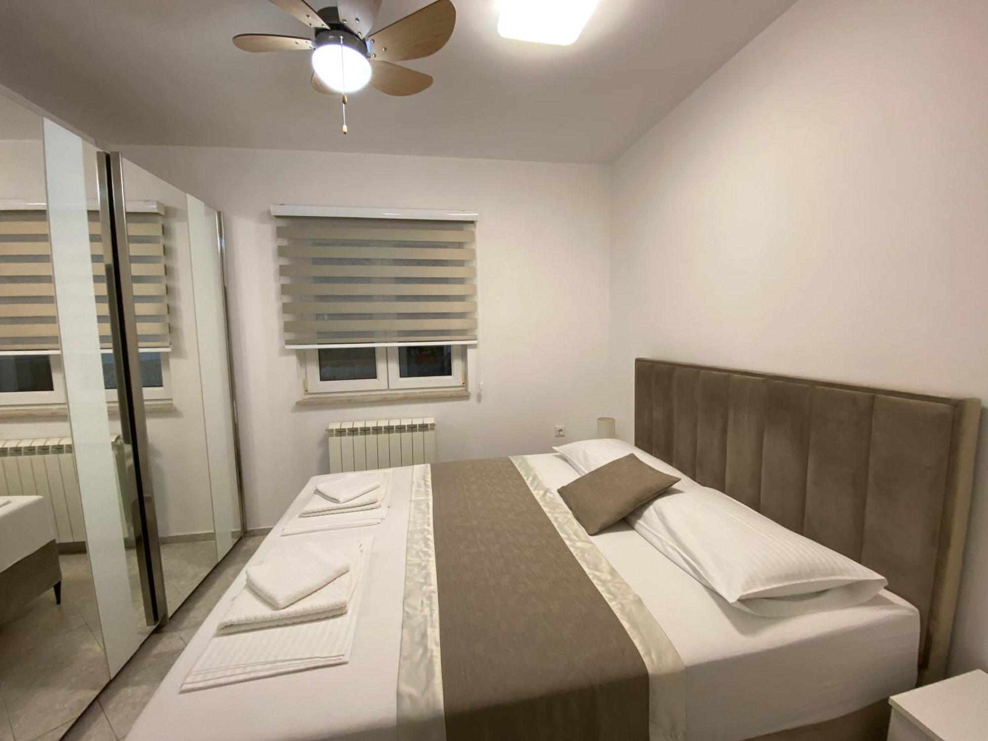 Villa Lipovac Trogir Exterior photo